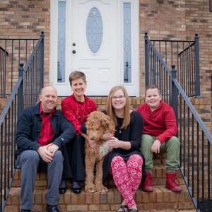 Meet your Posher, Lorie